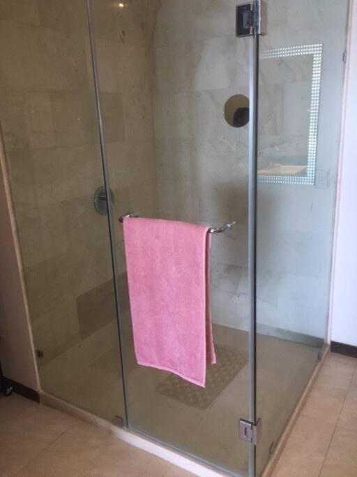 Beautiful 3 Bedroom, Fully Furnished, On The Beach Mazatlan Exterior photo